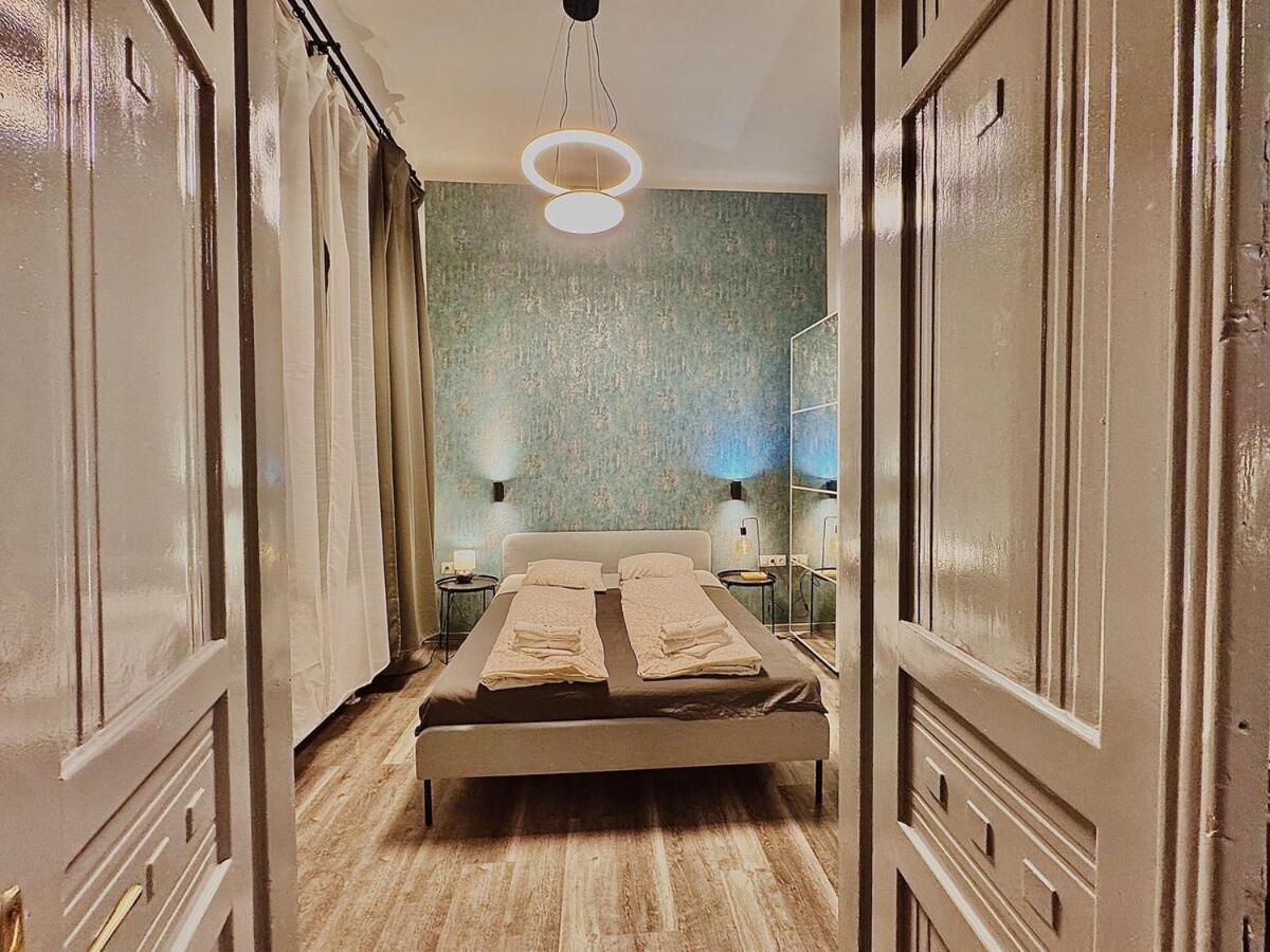 Exclusive - Modern 1br Budapest