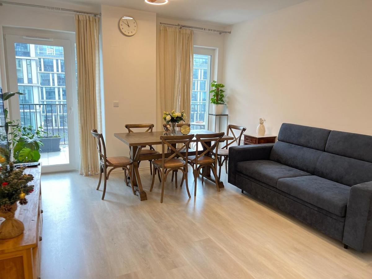 Appartamento Danube 3 Beds With Big Balcony Parking 10euro A Day
