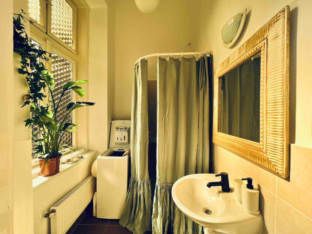 Apartment Your Charming And Spacious Historical