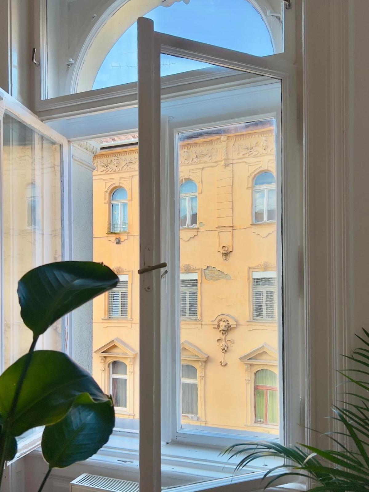 Your Charming And Spacious Historical