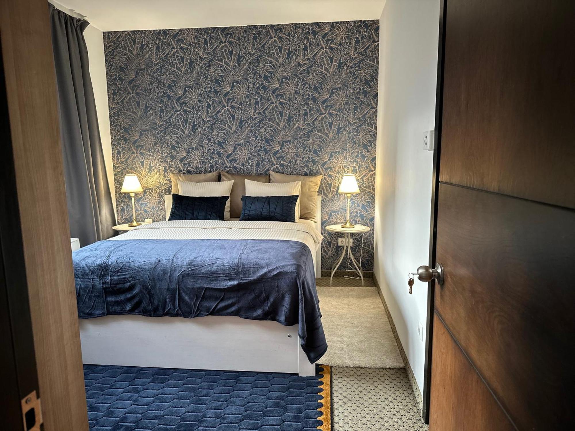 Wellness By The Opera Apartment *