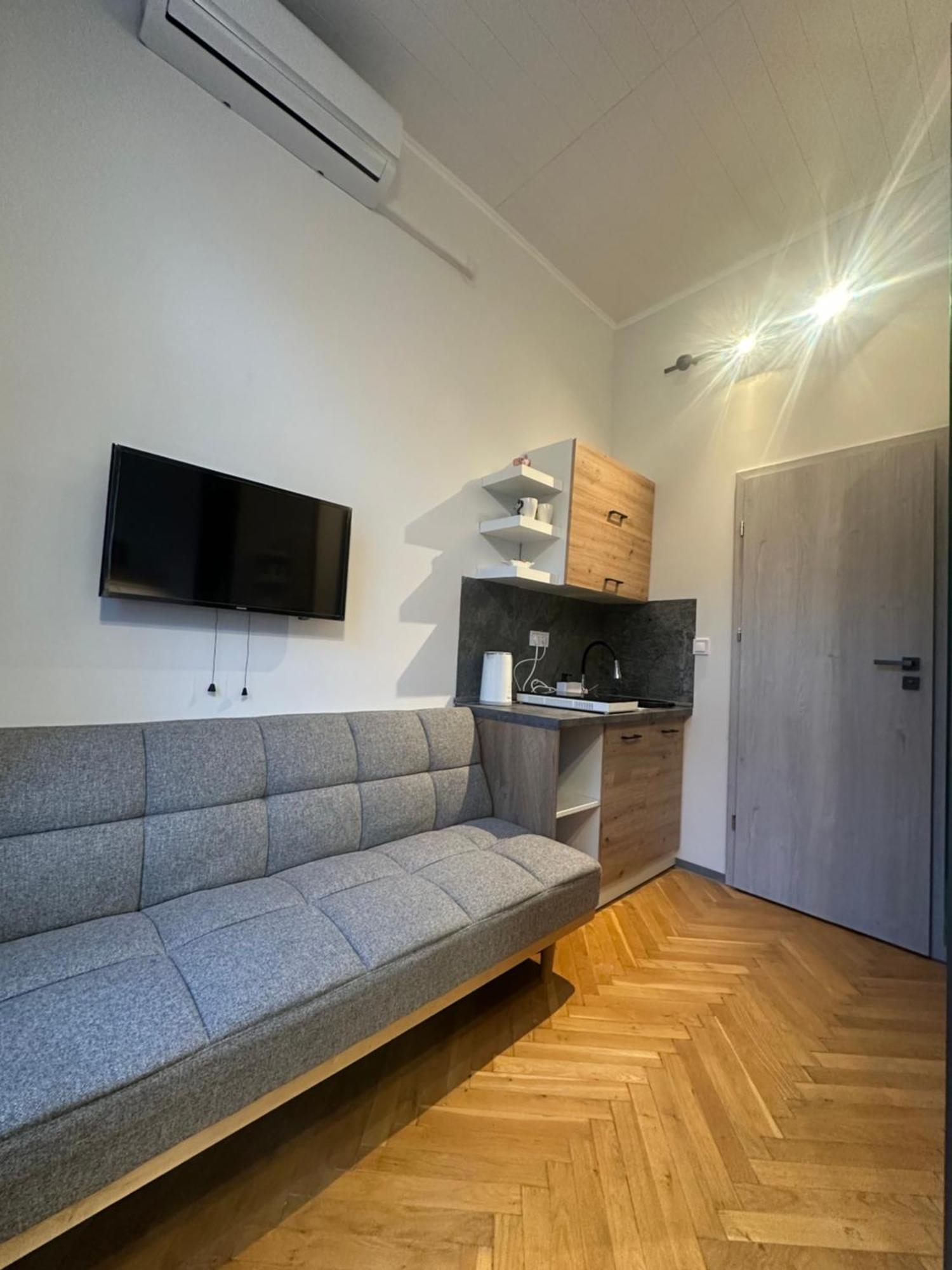 Saffron Center Close To Newyork Cafe Appartement *