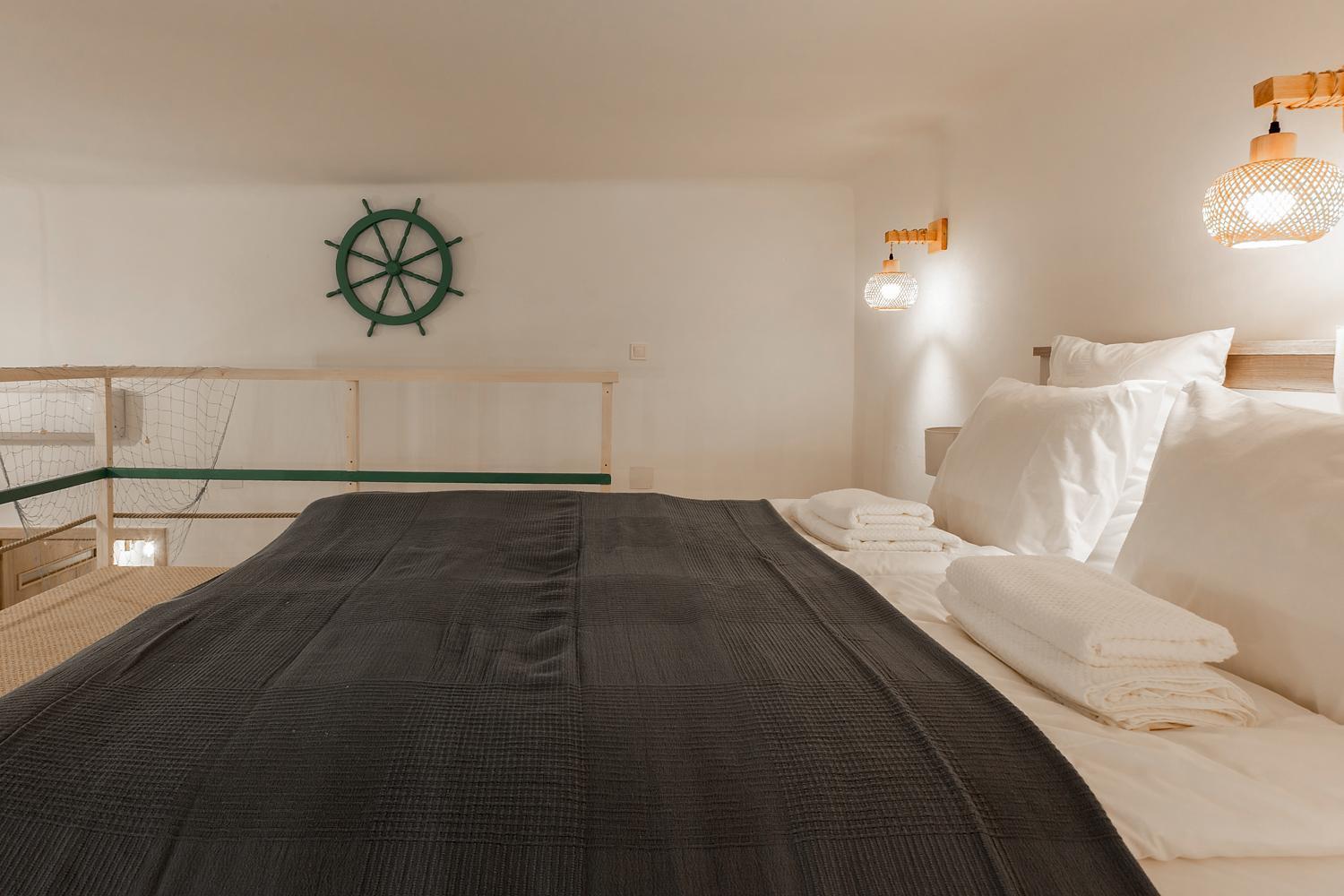 Goldcentral Danube-private Terrace-convenient Location