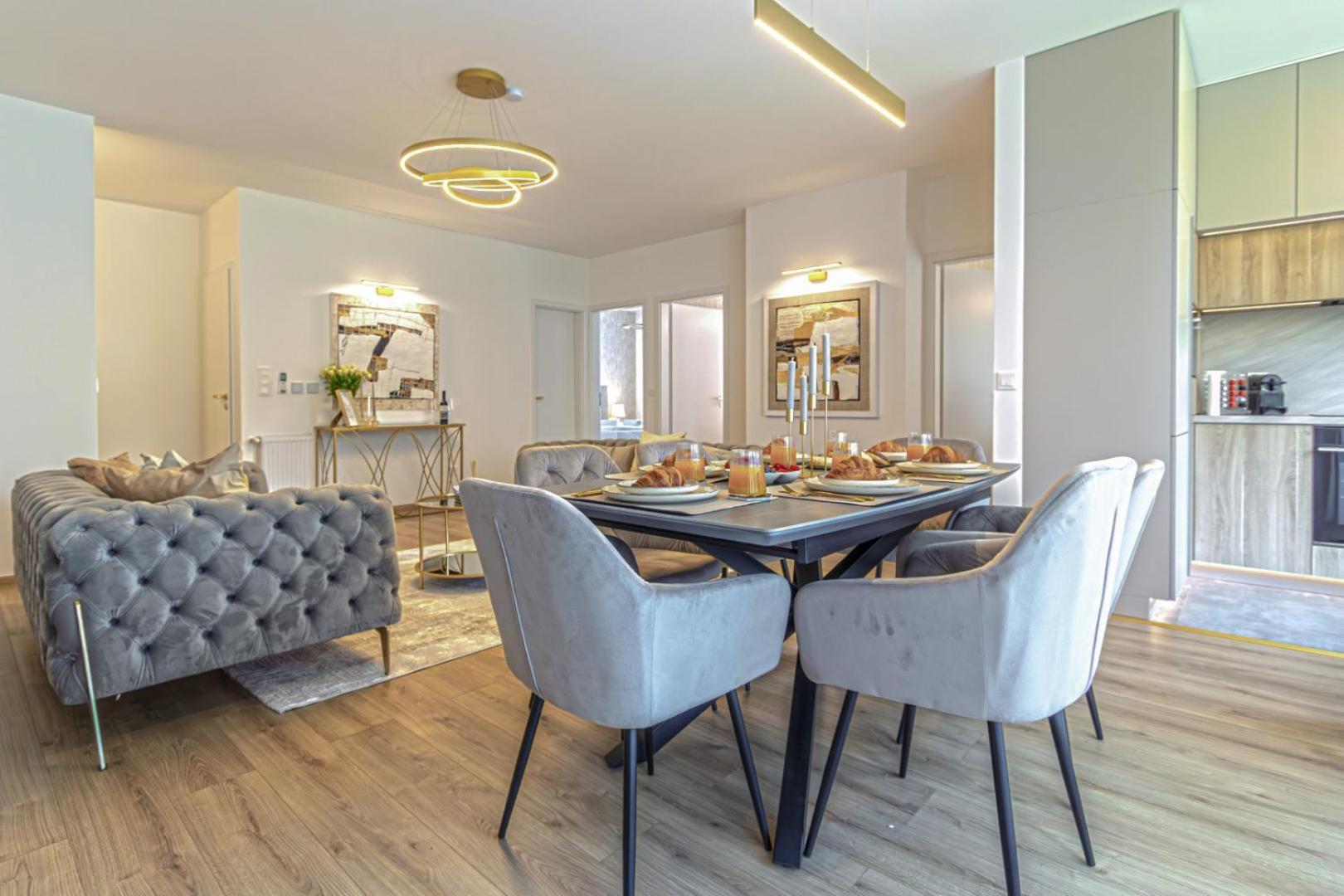 Dioro Luxury Budapest- Steps From The Danube ,free Parking Apartment *