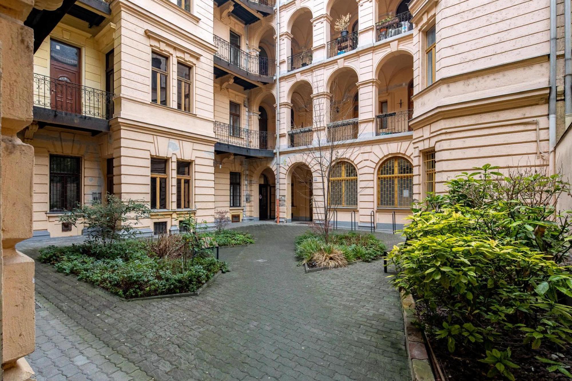 - Comfy - Large * Budapest