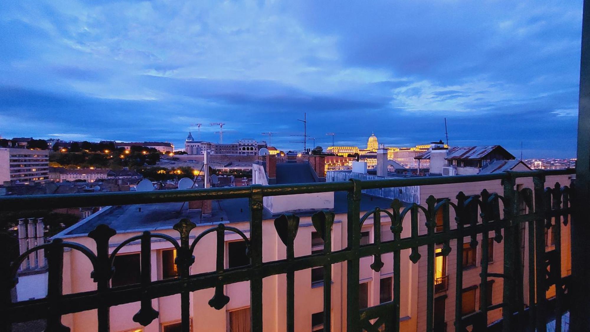 Castle View *
