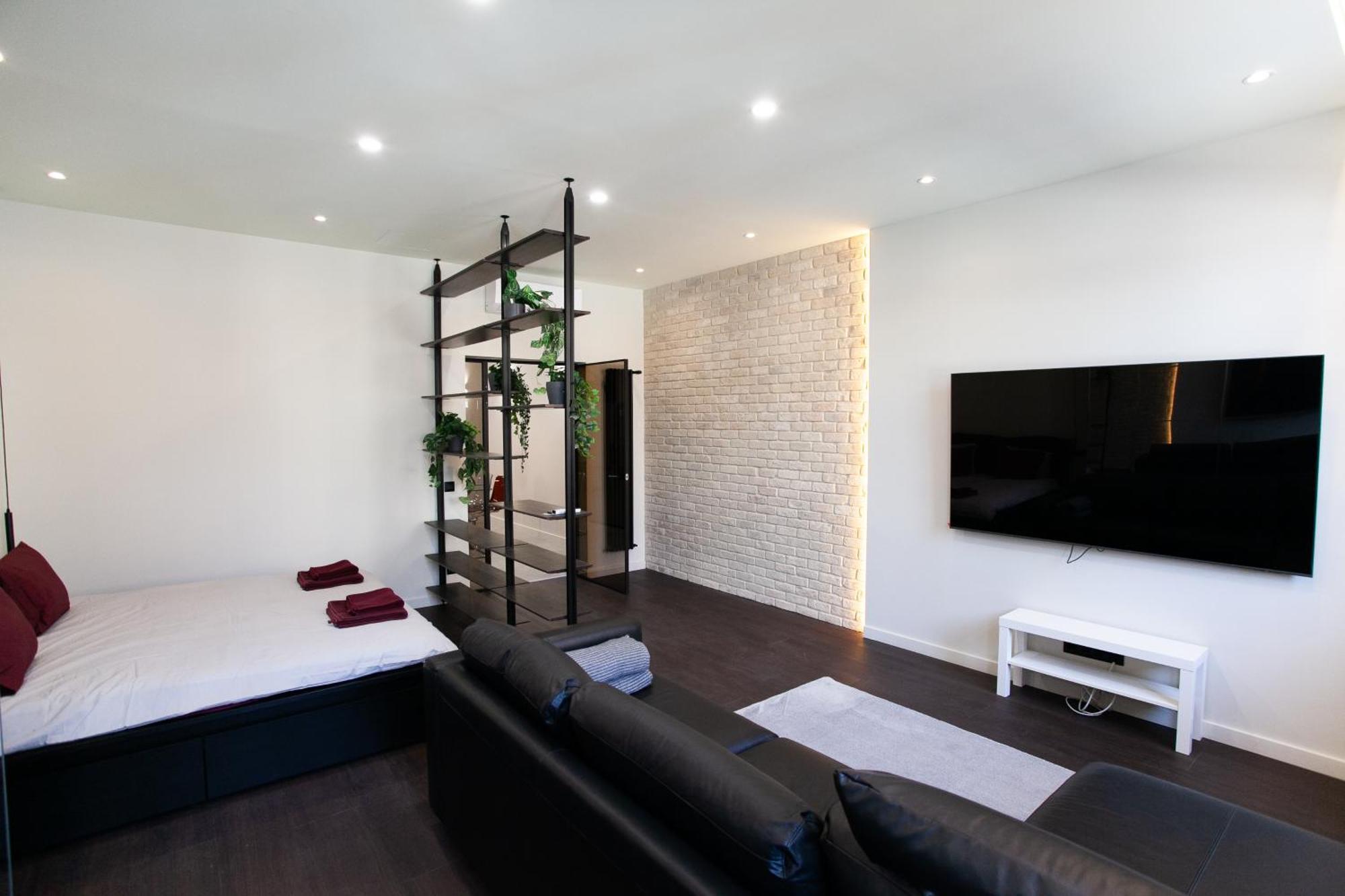 Apartman The Place