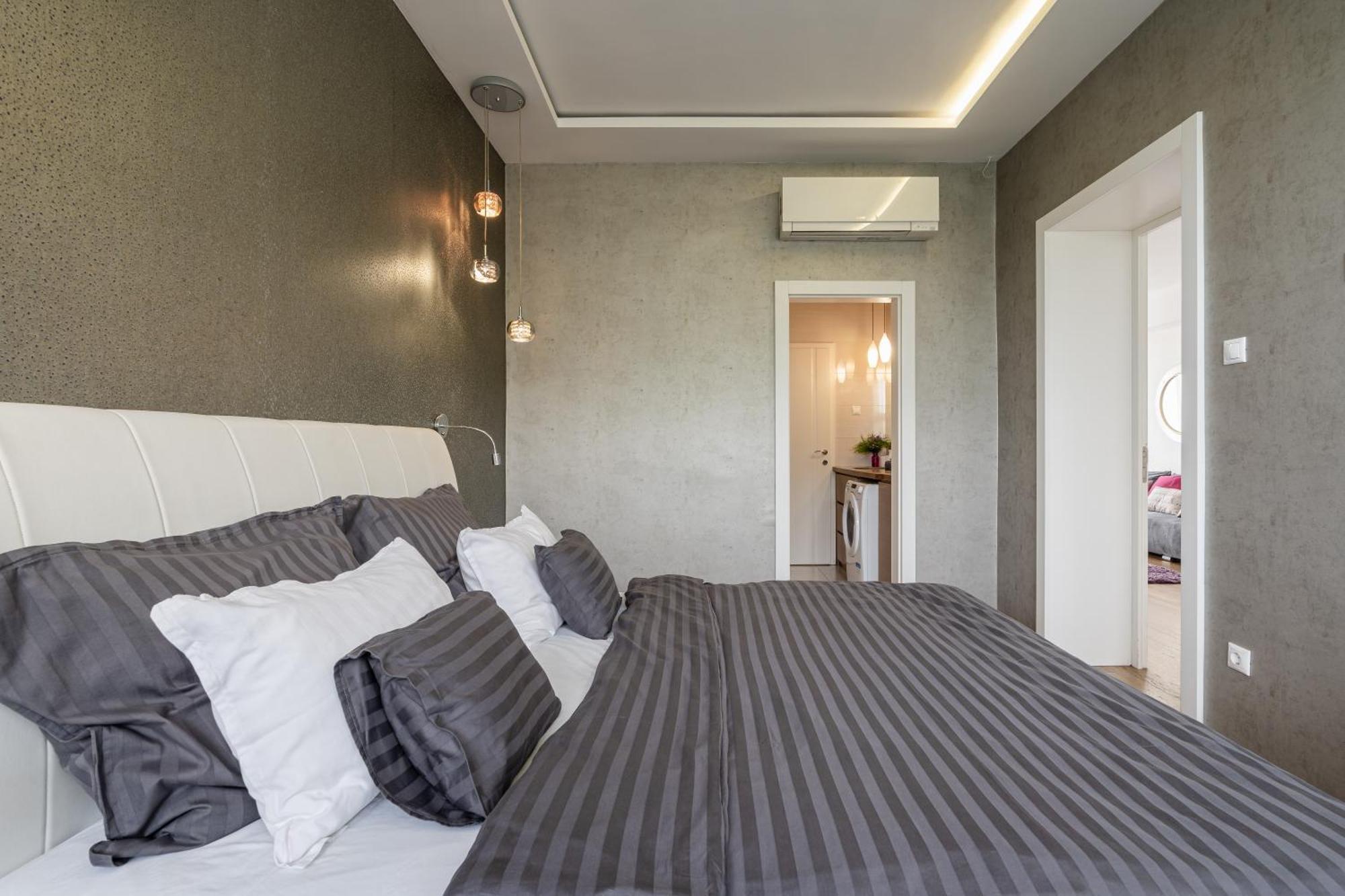 Breathless Basilika View Elegant Flat With Balcony Need Reservation X Free Parking Budapest