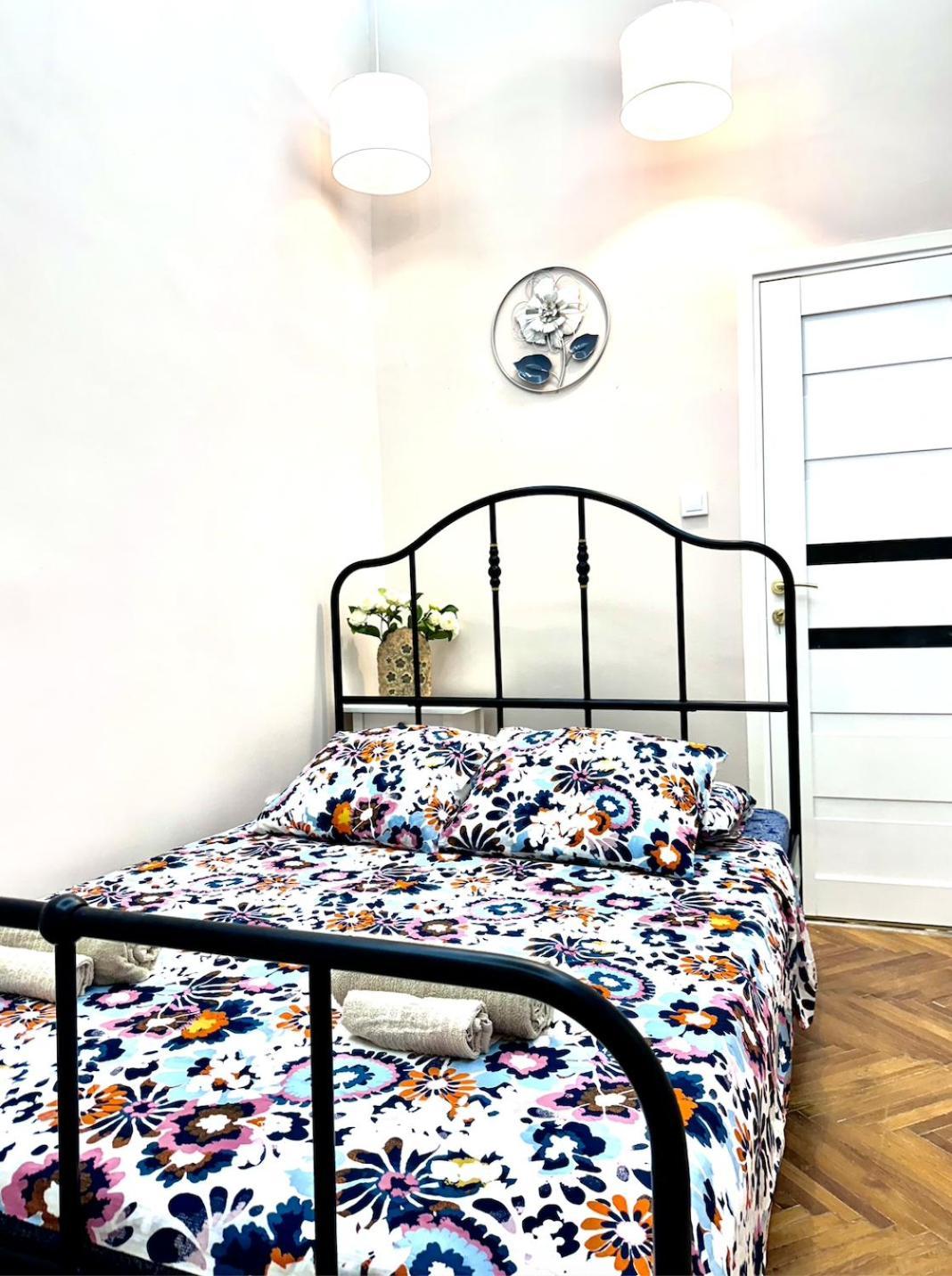 V1 Riverfront 2 Bdrm * Budapest