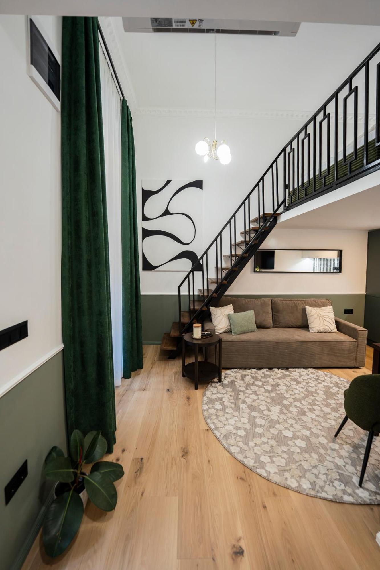 Apartamento Garden Retreat For Two! Brand New I