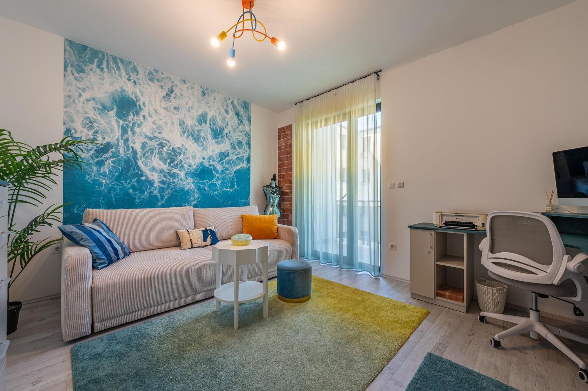 Apartment Luxury Penthouse W Garage - Centre *