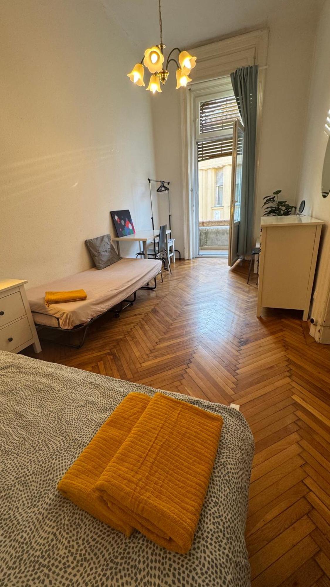 5 Budapest