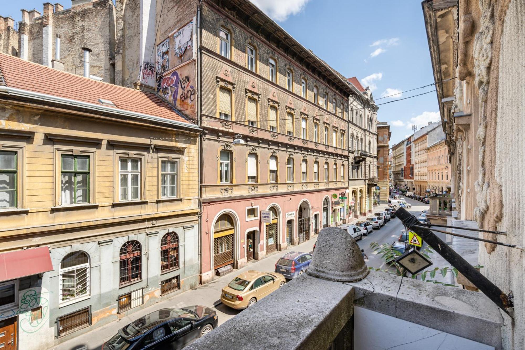 Crystal Cove 2-bdr Apartamento Budapest