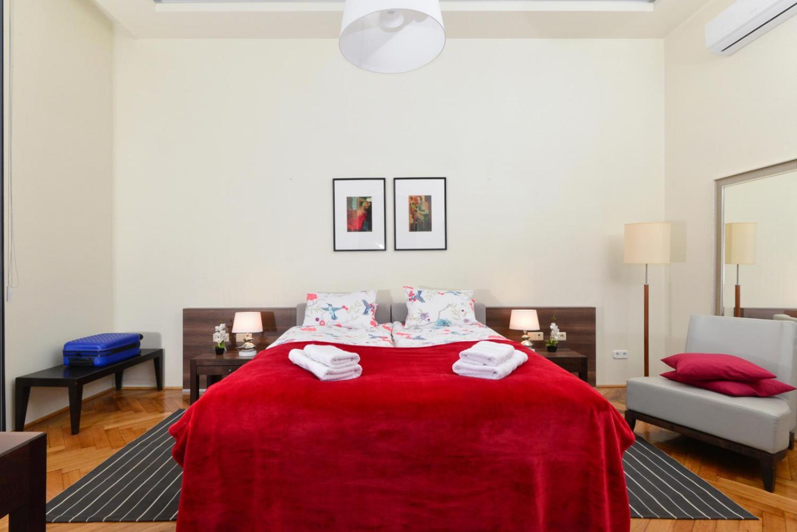 Luxury Opera Apartamento *