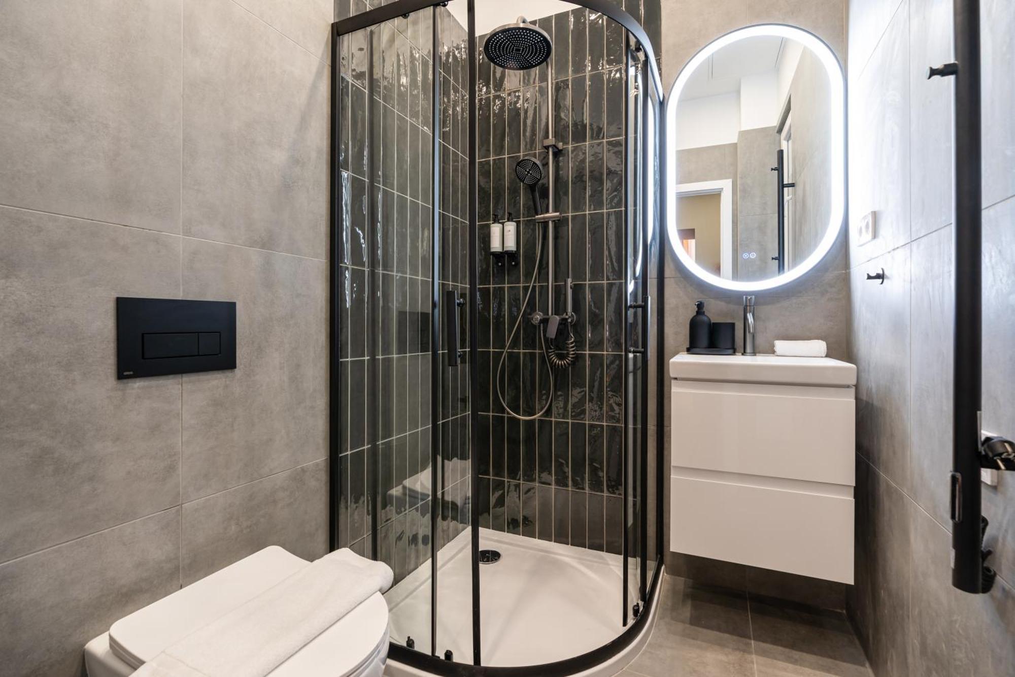 S7 - Sip Downtown Hideaway - Location By Bqa Lägenhet Budapest