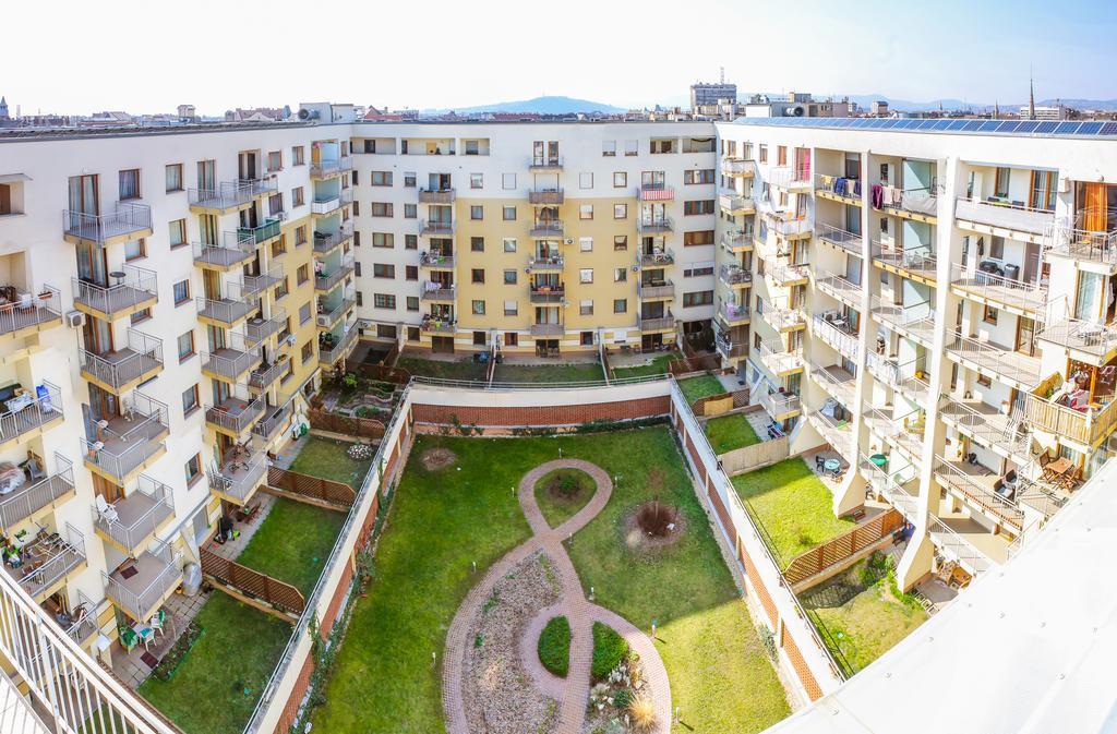 Dnd, Kun Apartments, Keleti Railway Station Budapest