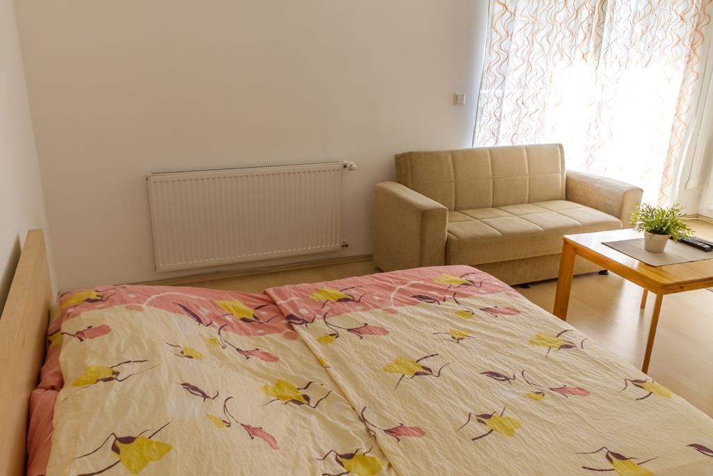 Dnd, Kun Apartments, Keleti Railway Station Budapest