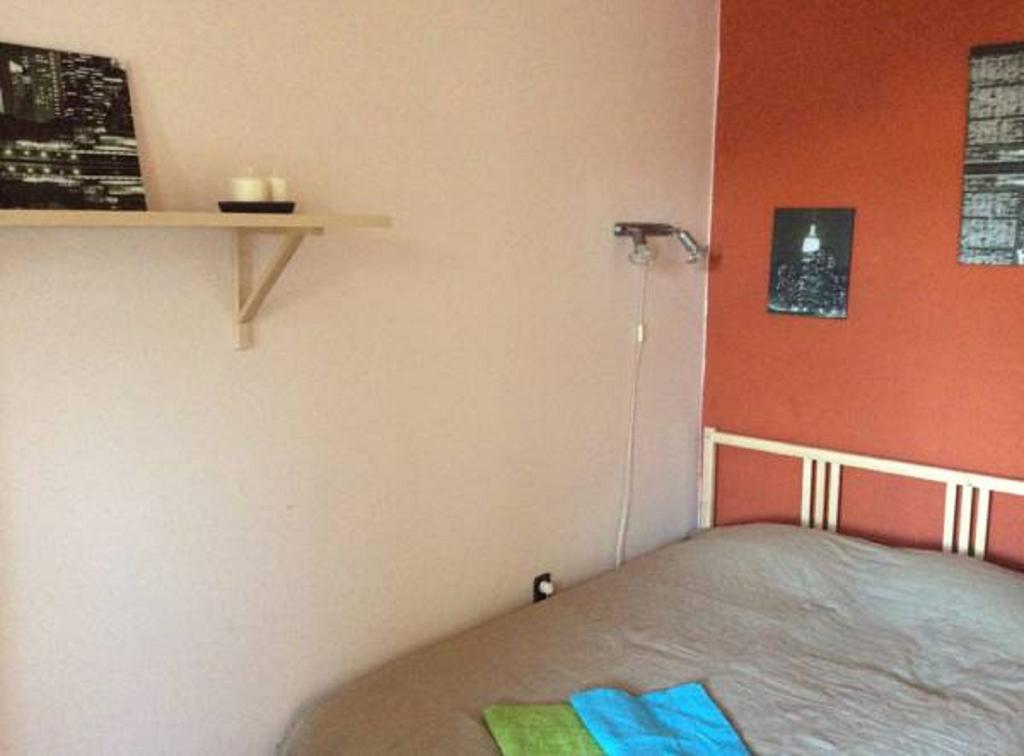 Comedy Apartment *
