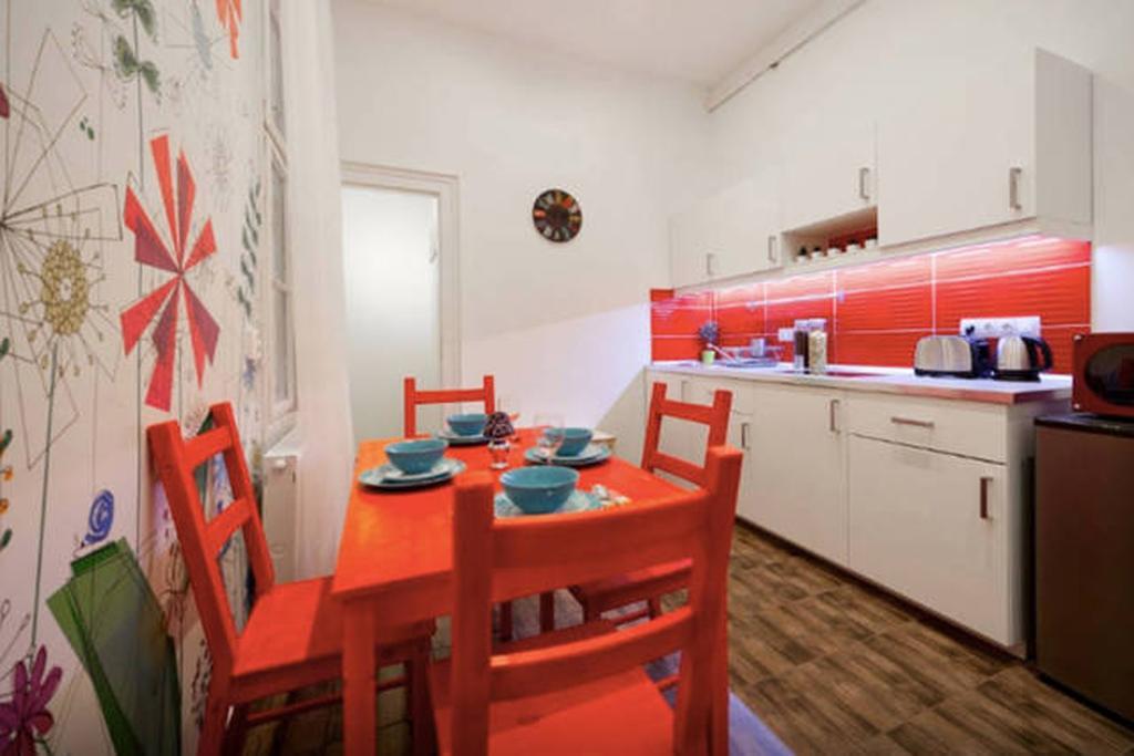 Budget By Hi5-kiraly 99 Budapest