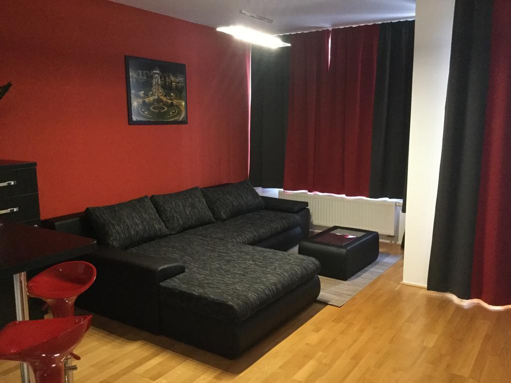 Lia's In Gozsdu And Free Parking Budapest