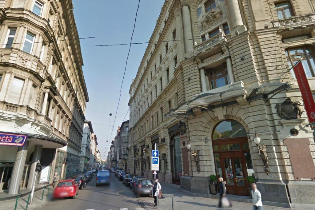 10 House Budget Apartment Budapest
