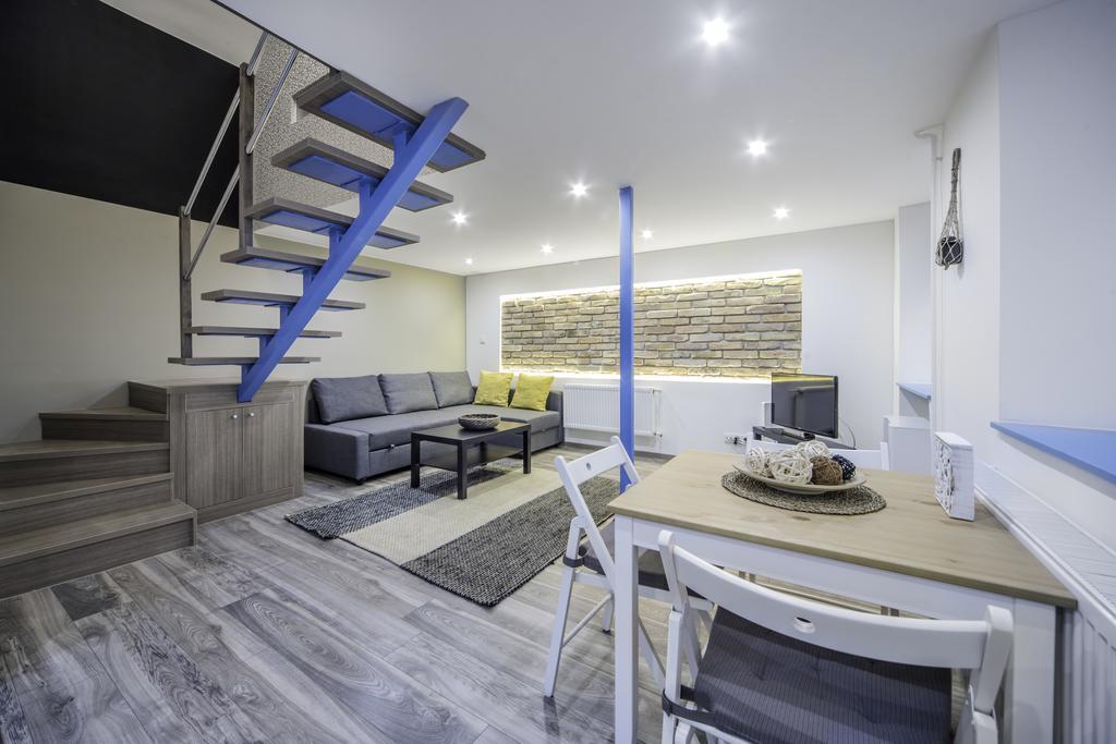 Lägenhet Akacfa 2 Bedroom Center Budapest