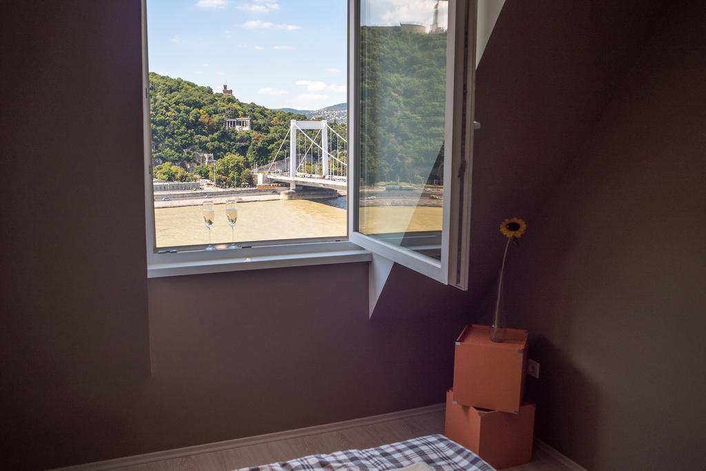 Flat With Unforgettable View Apartmán *