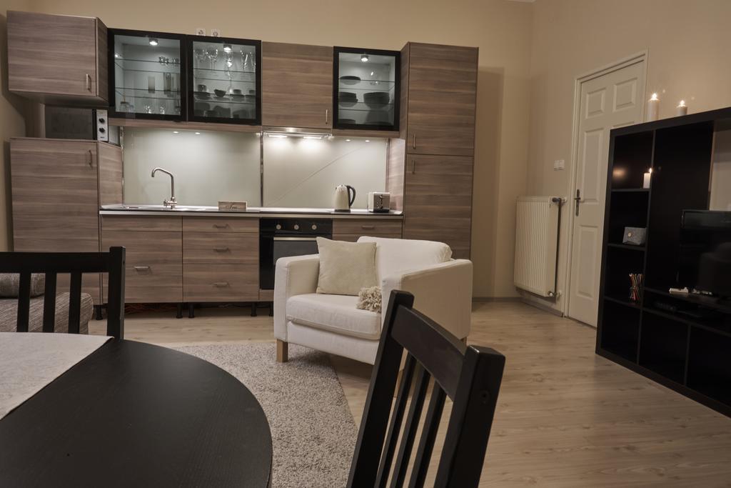 Karolyi Garden | Hostaid Apartment Budapest