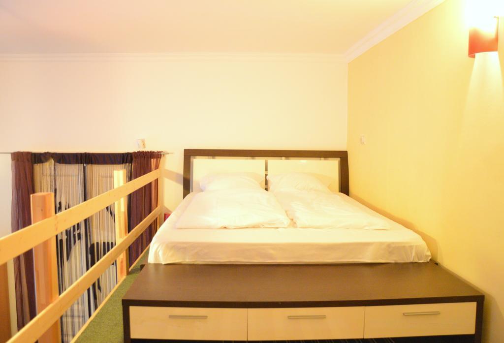 S19 Apartment *