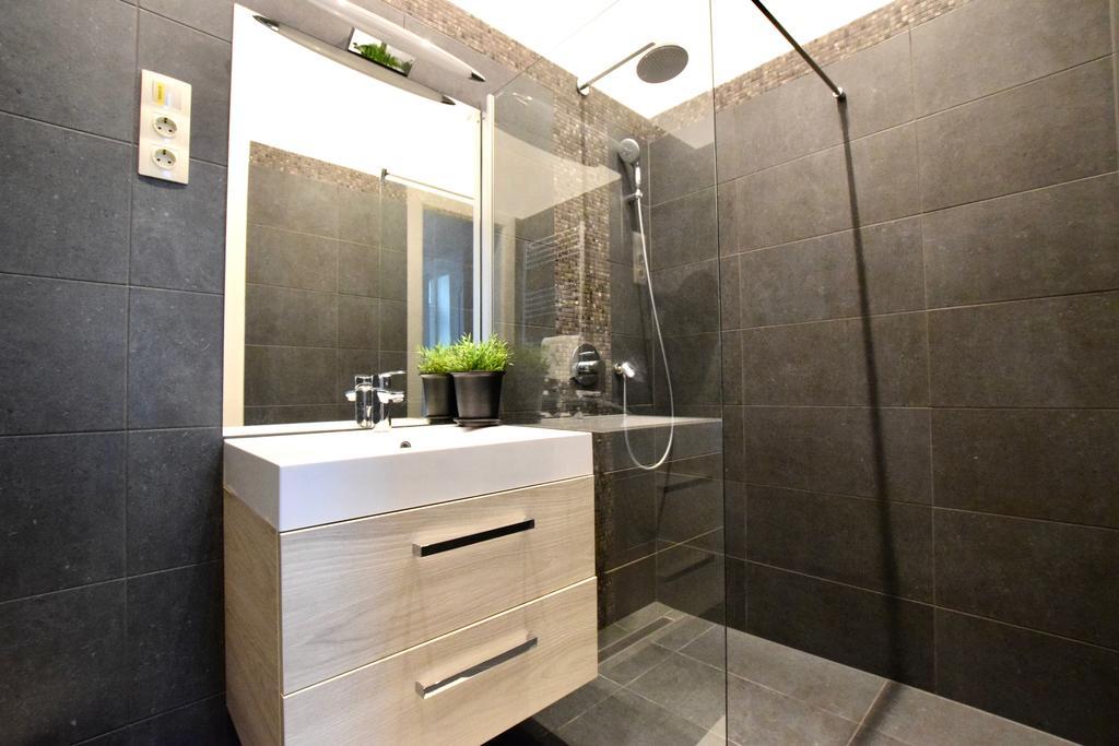 Luxury By Hi5 - Kiraly Street