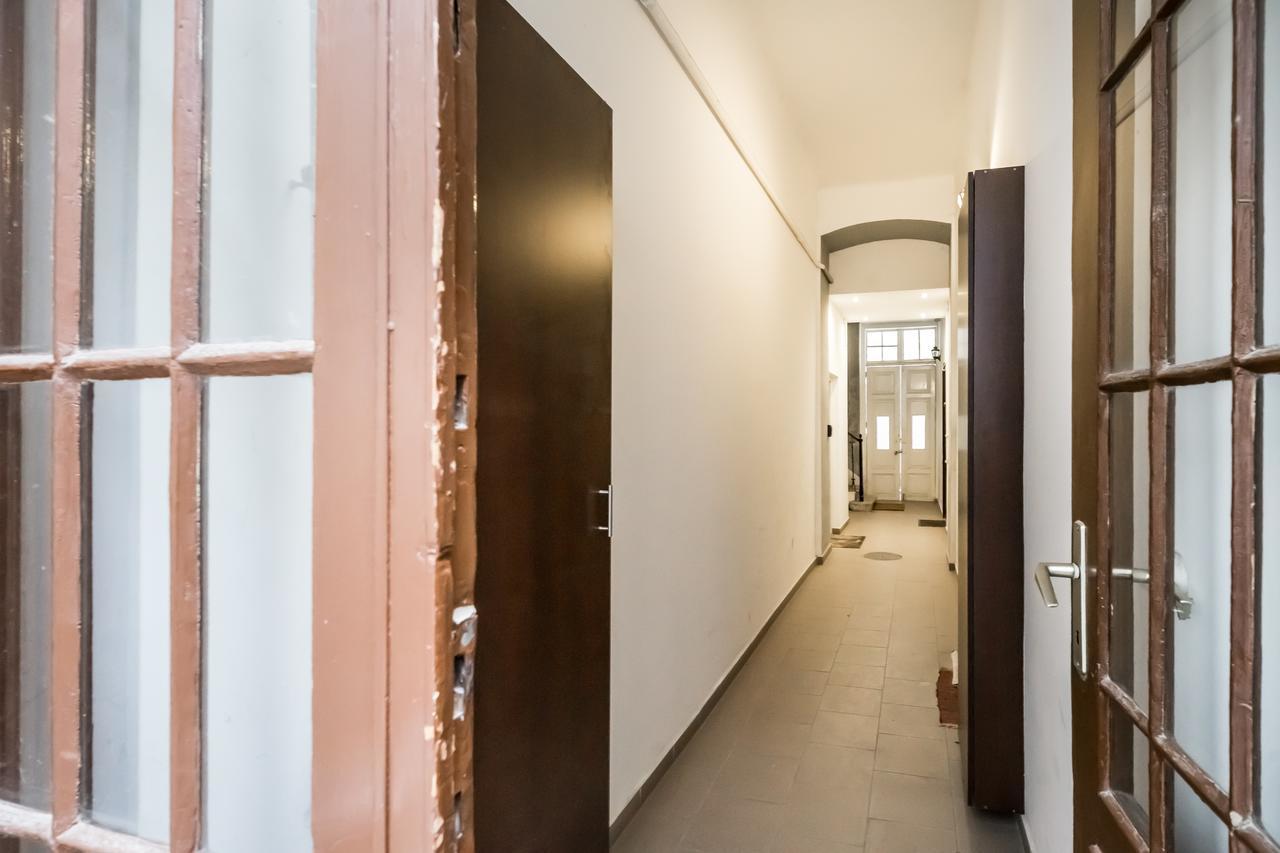 Appartamento The Lion's Loft - 4br & 3ba - Terrace - Ac Budapest