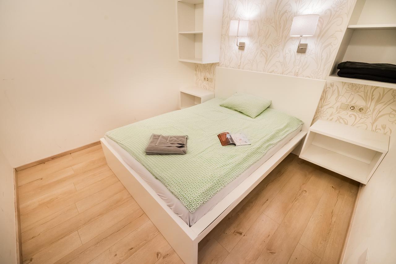 The Lion's Loft - 4br & 3ba - Terrace - Ac Budapest