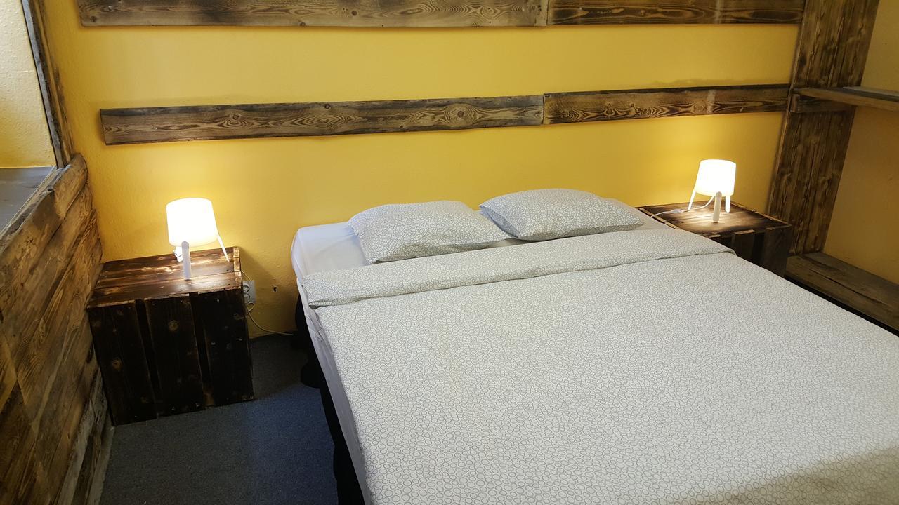 Krudy12 Hostal