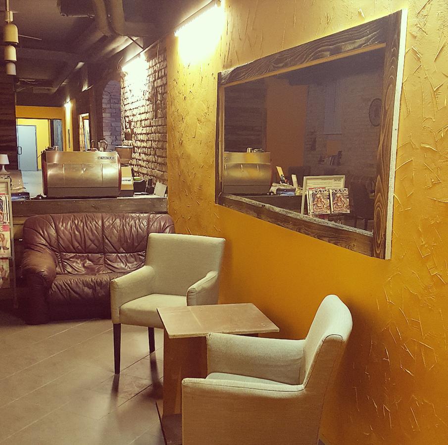 Krudy12 Hostal *
