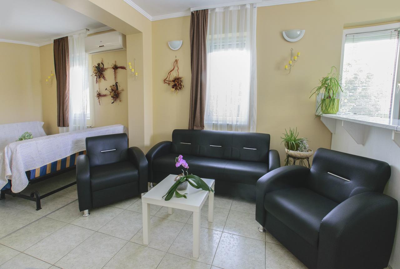 Guest house Irini Panzio