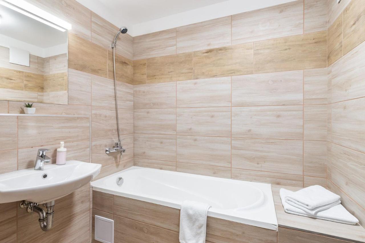 Aparthotel Corvin