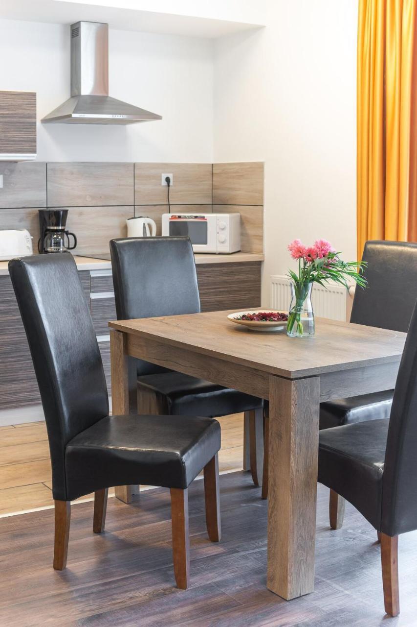 Aparthotel Corvin