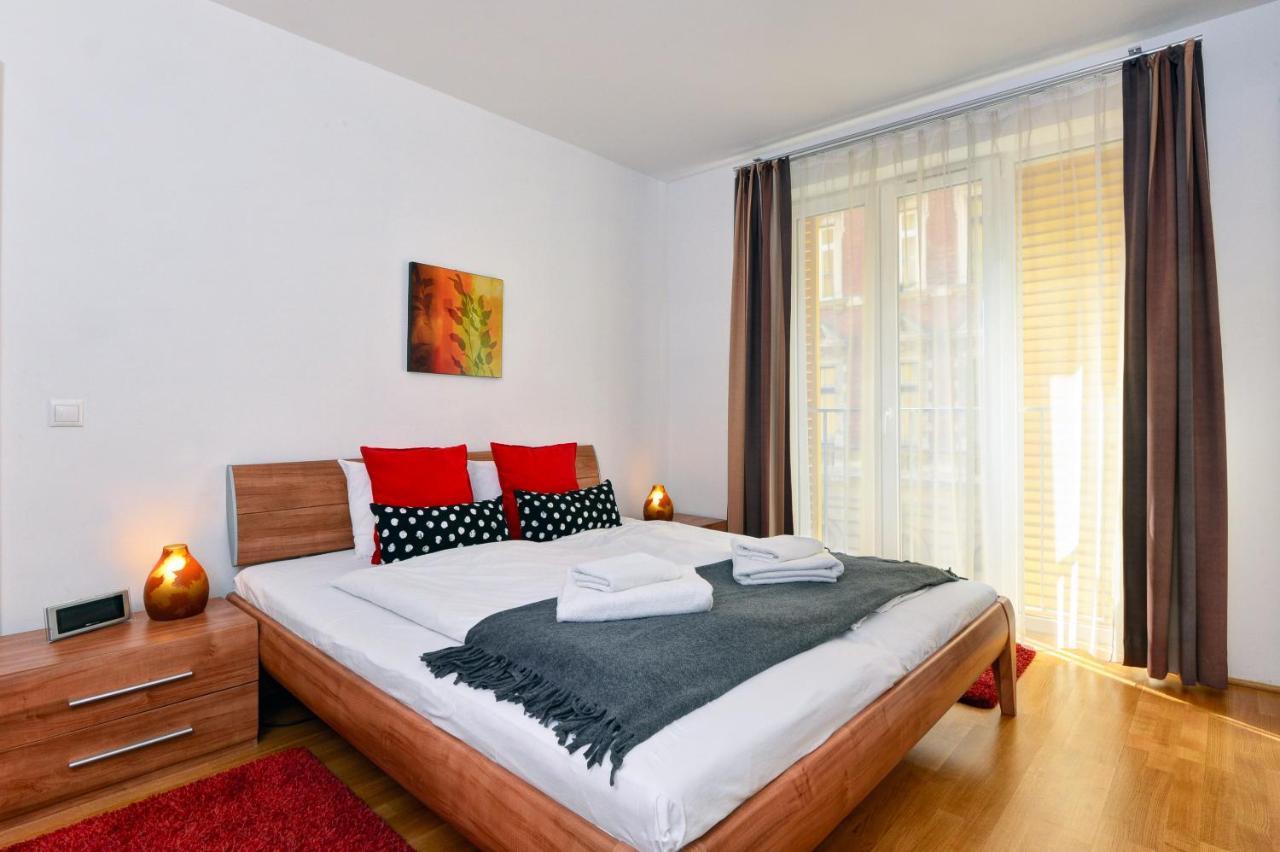 Diamond * Budapest