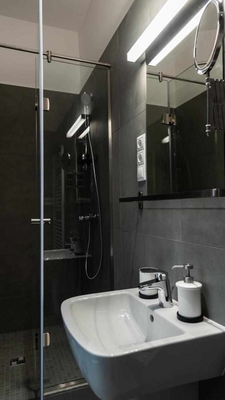 Bpr Downtown Gemstone * Budapest