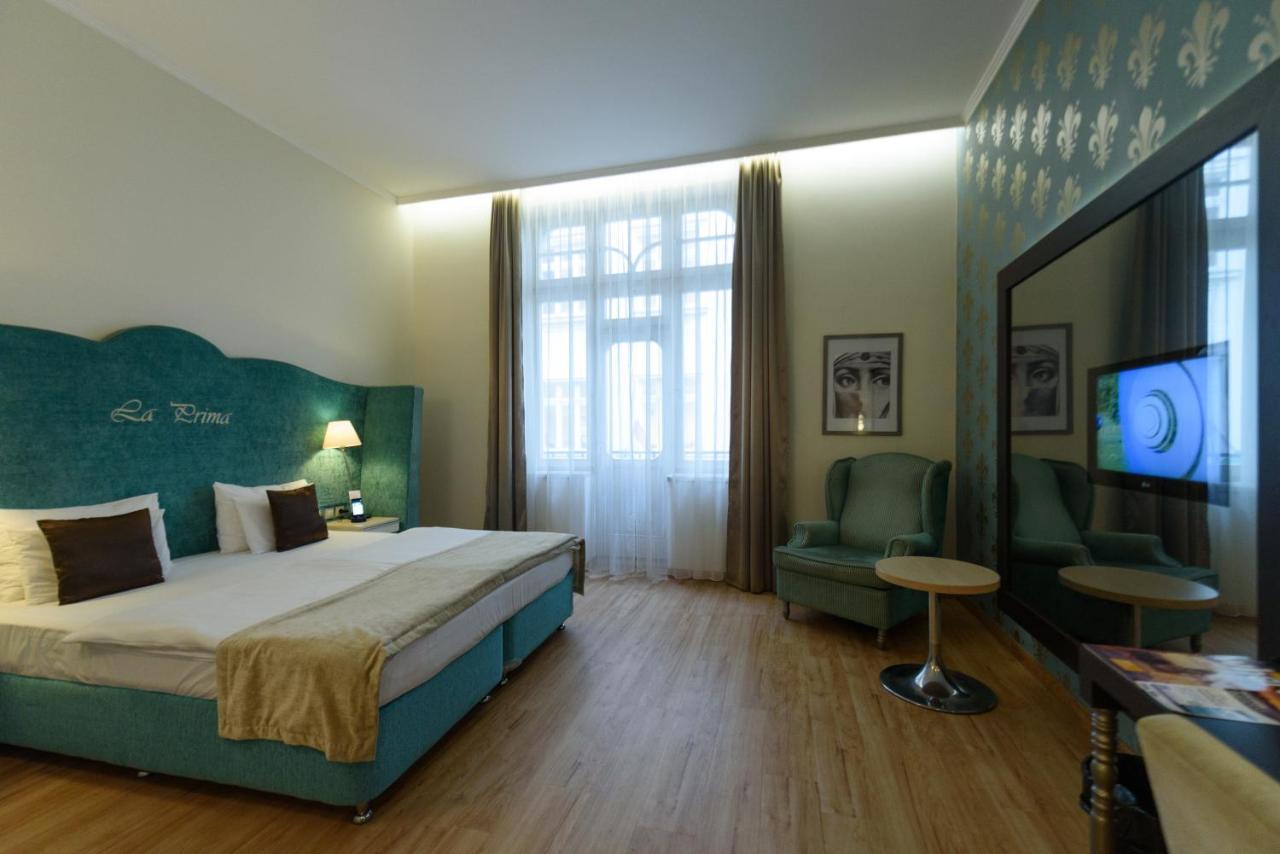 Hotel La Prima Fashion 4*