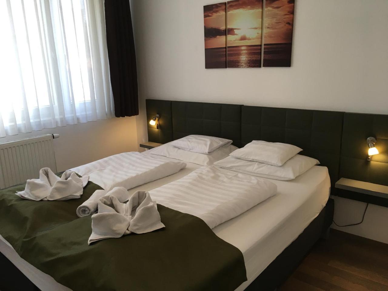 Aparthotel Corvin