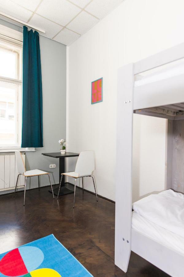 2b Hostel&rooms