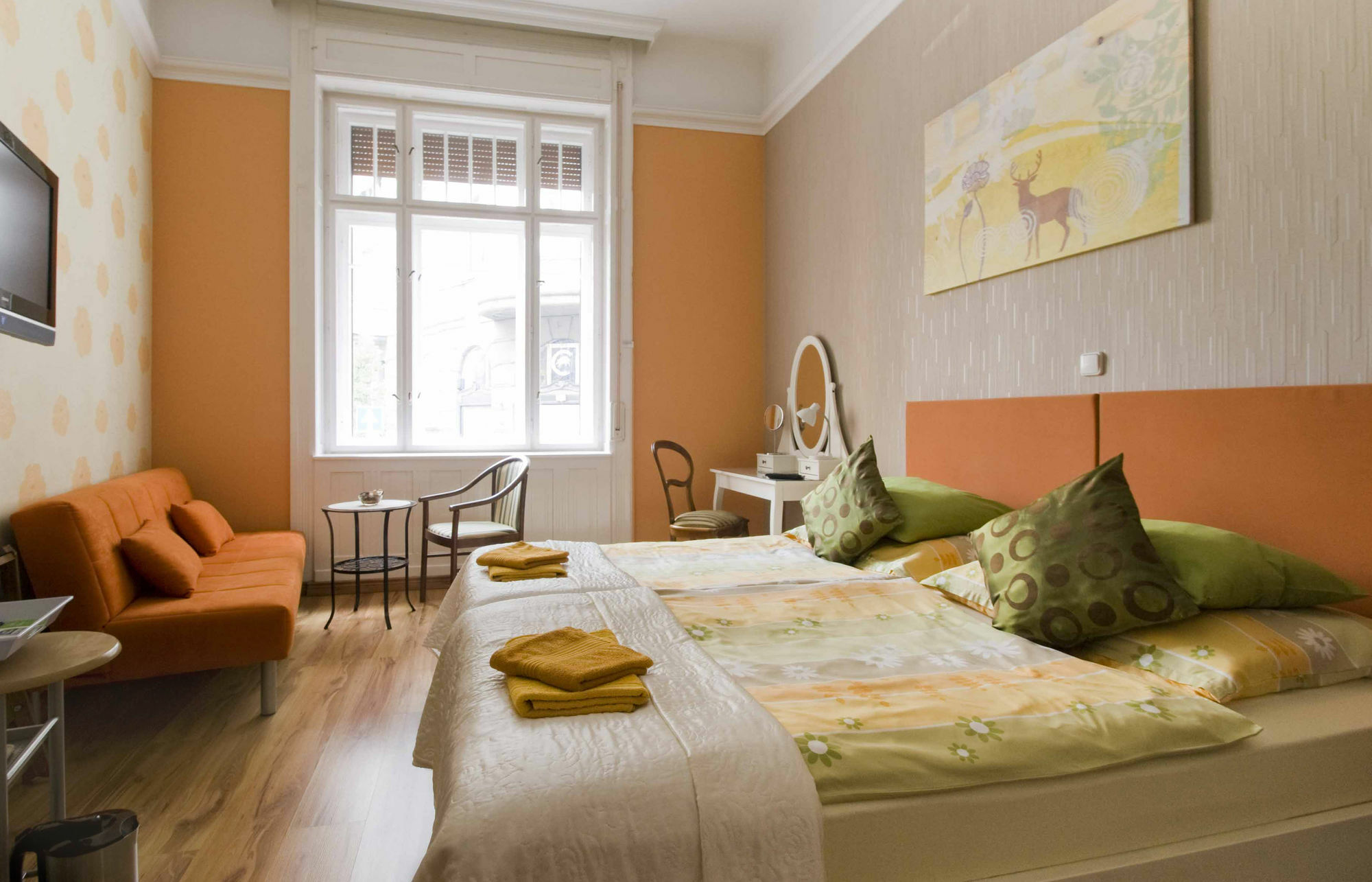 Pensión Guestrooms 3*