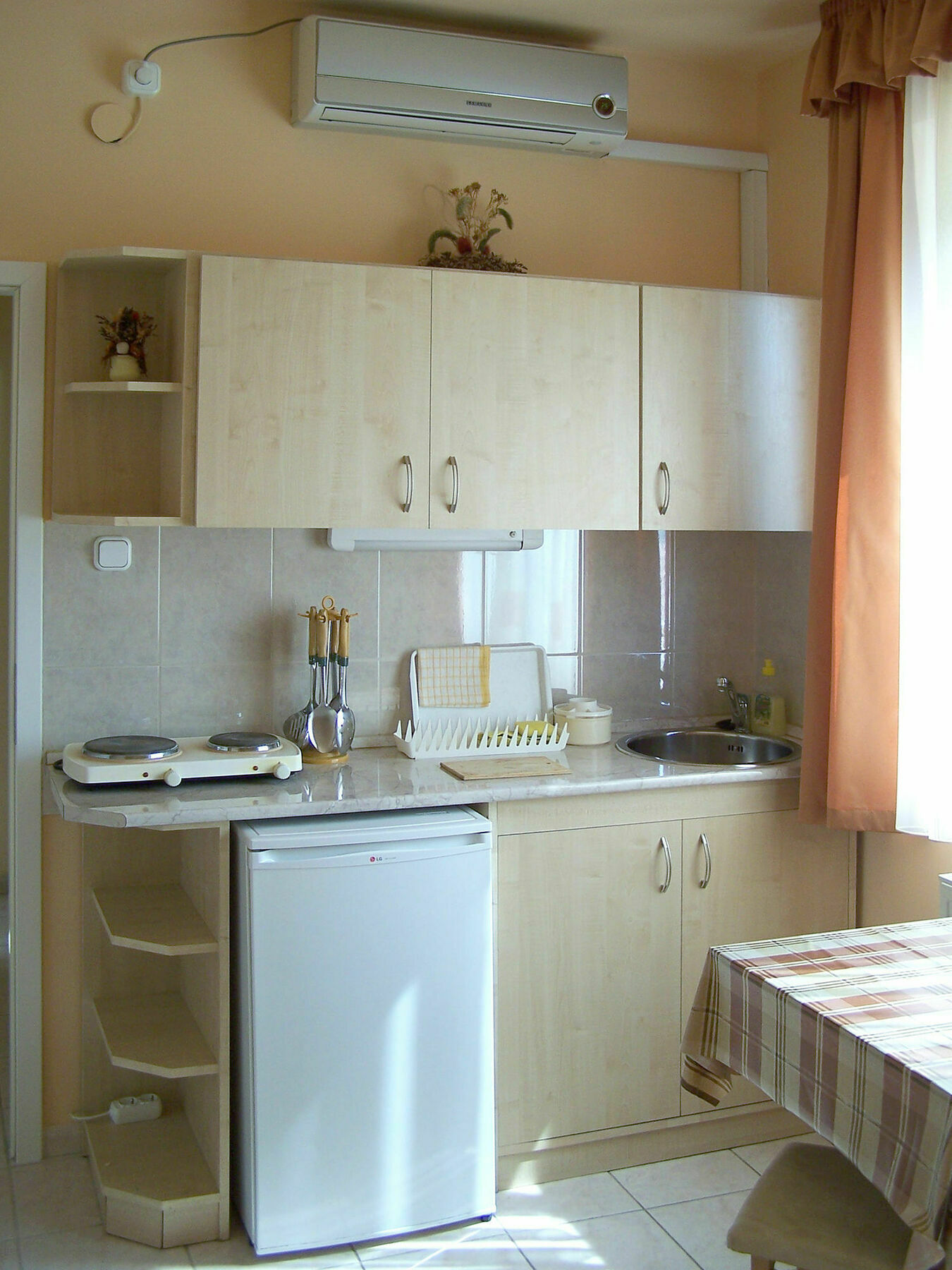 Irini Panzio Guest house