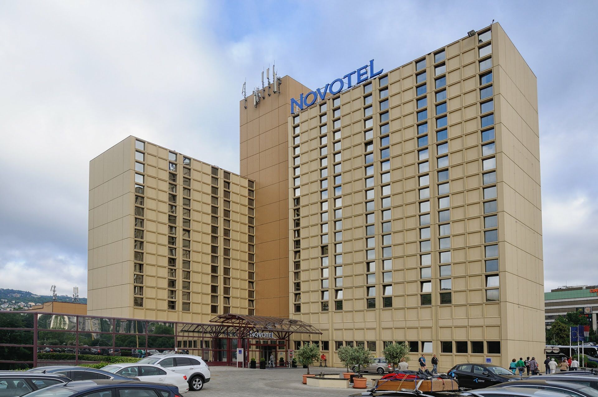 Hotel Novotel City 4*