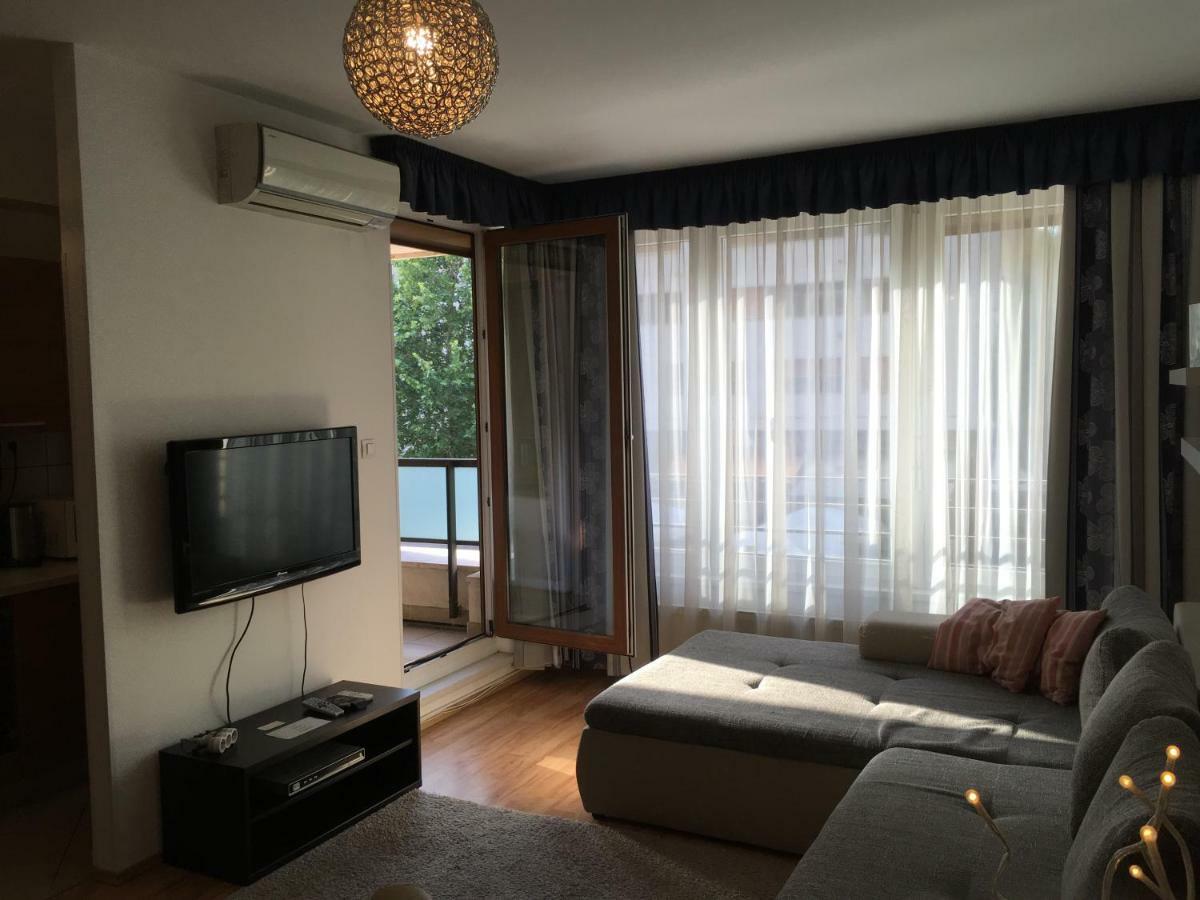 Aparthotel Corvin 4*