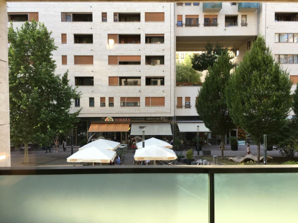 Corvin Aparthotel 4*
