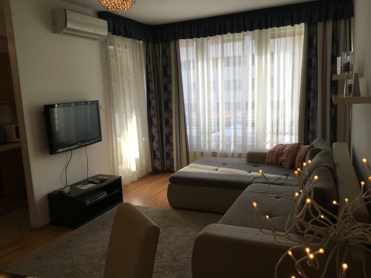 Corvin Aparthotel