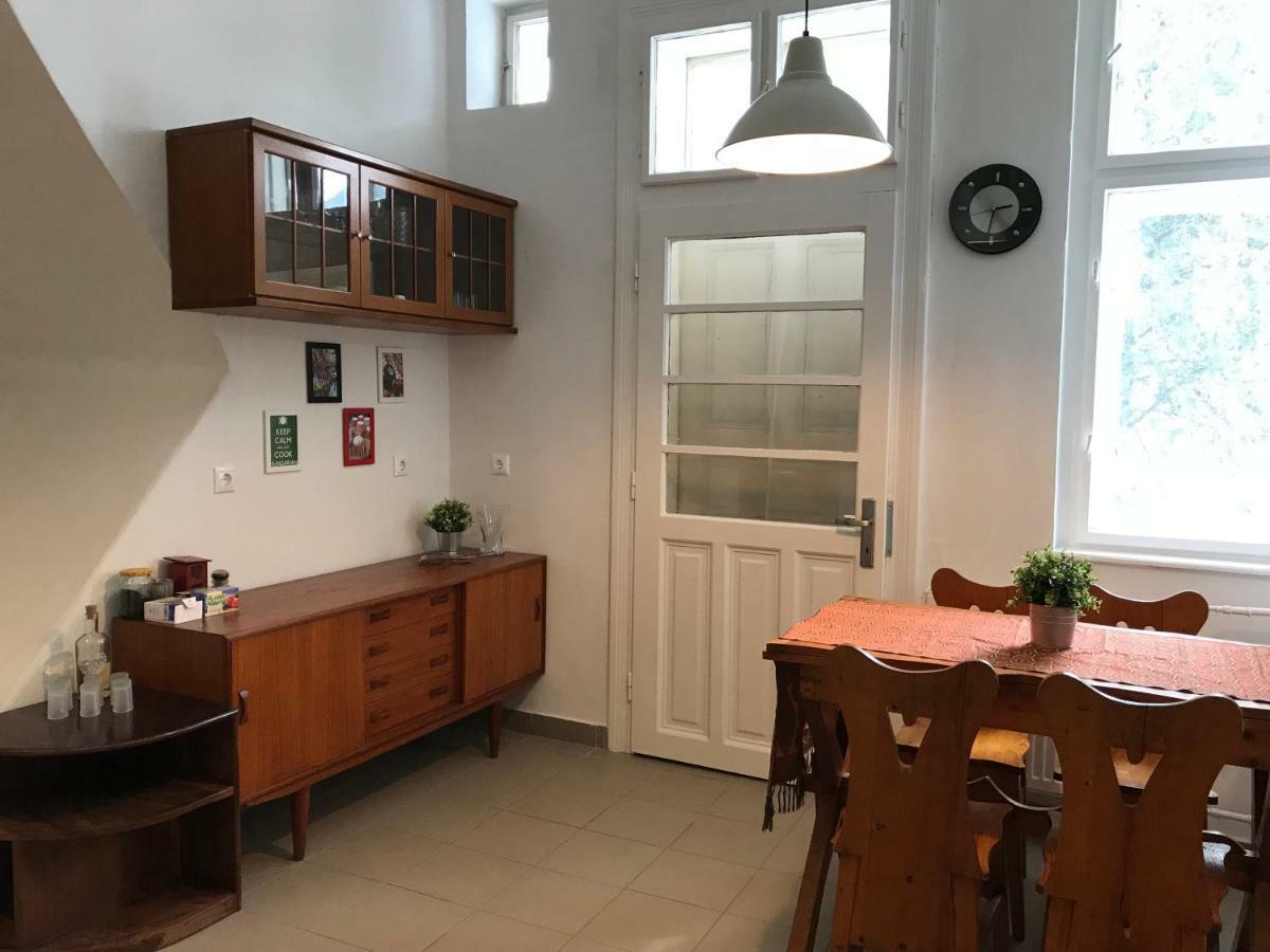 Rudolf House Apartman *