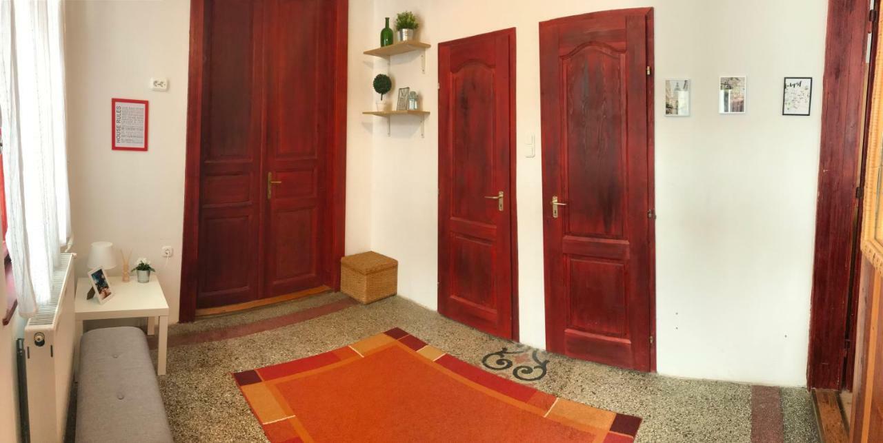 Rudolf House Apartman *